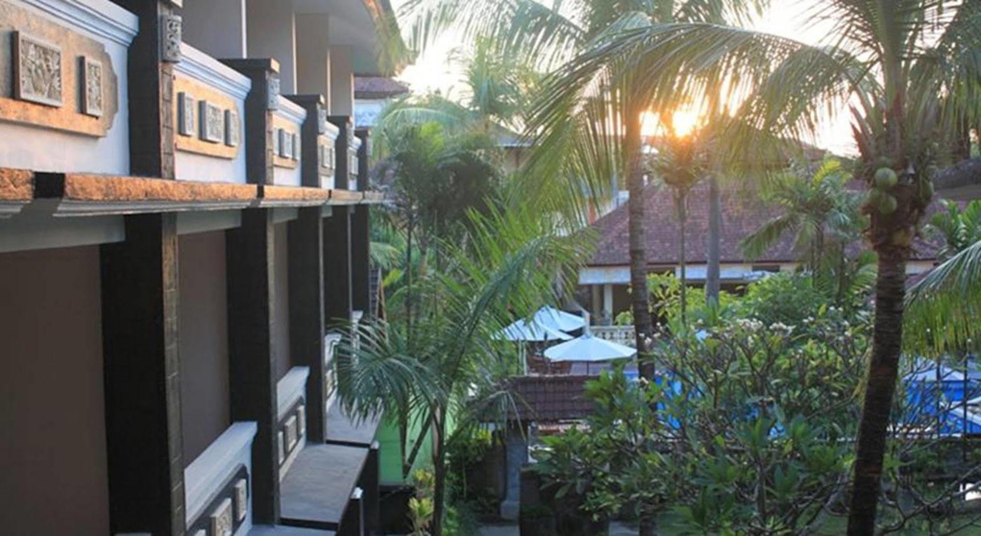 Bakung Beach Resort Kuta Lombok Eksteriør bilde